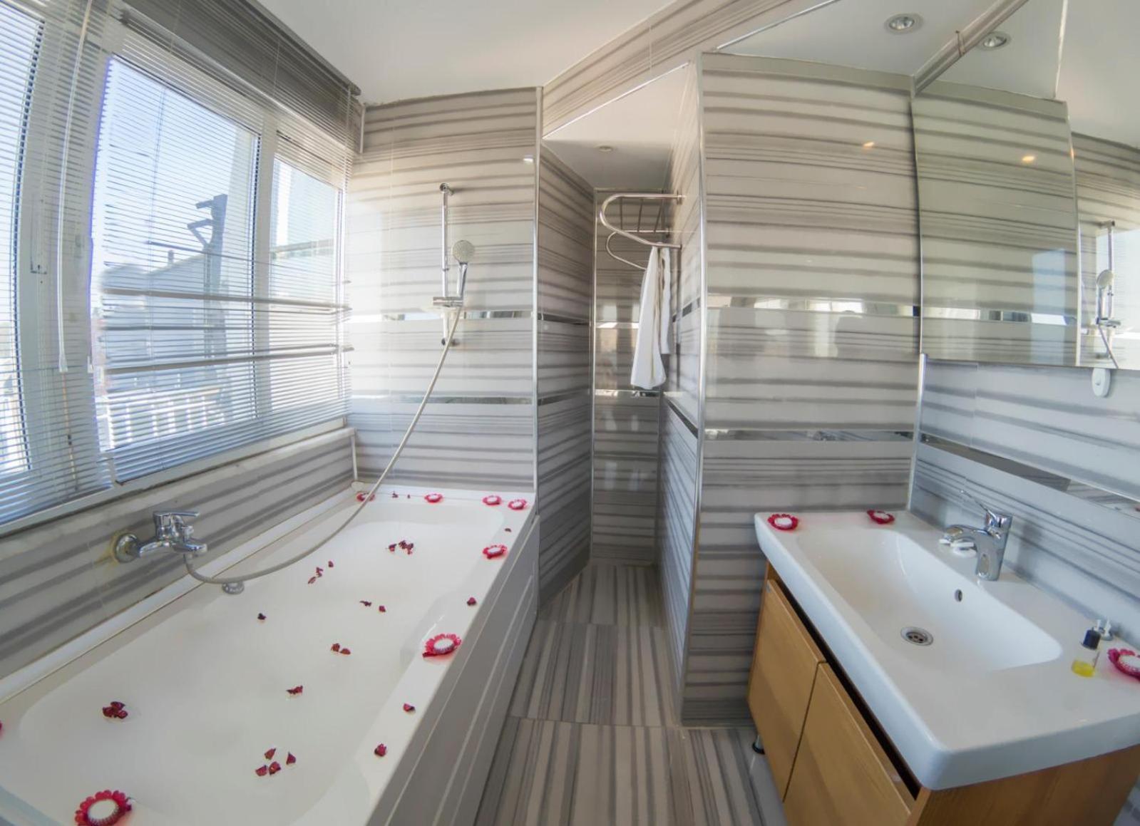 Grand Esen Hotel 3*